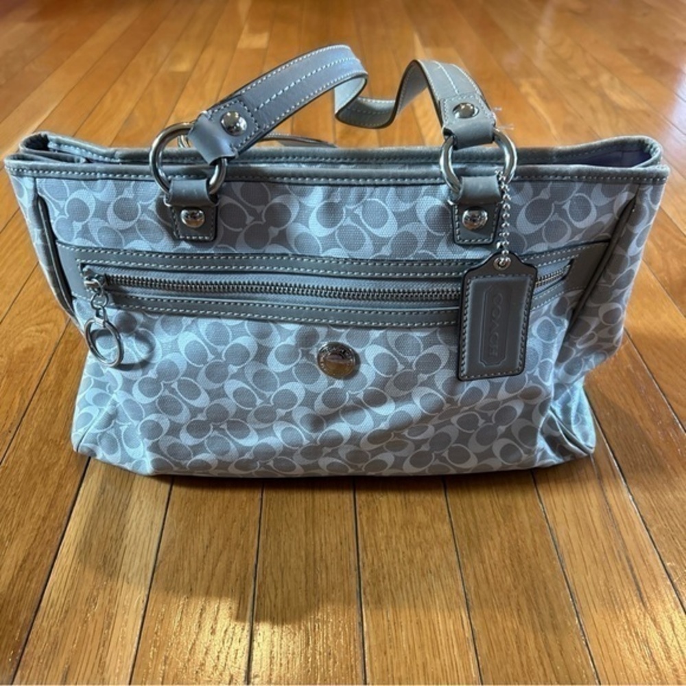 COACH Chelsea Bias Signature Tote Bag Handbag Purse C1168-F17179 Gray & White - Picture 1 of 8